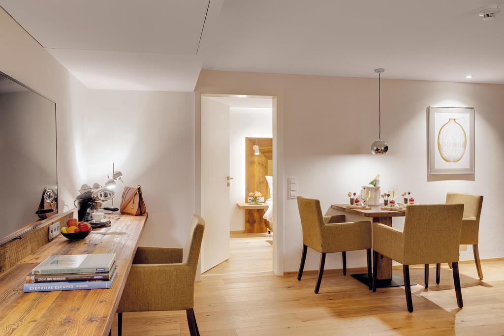 Adler Haeusern Gourmet & Spa Hotel Esterno foto