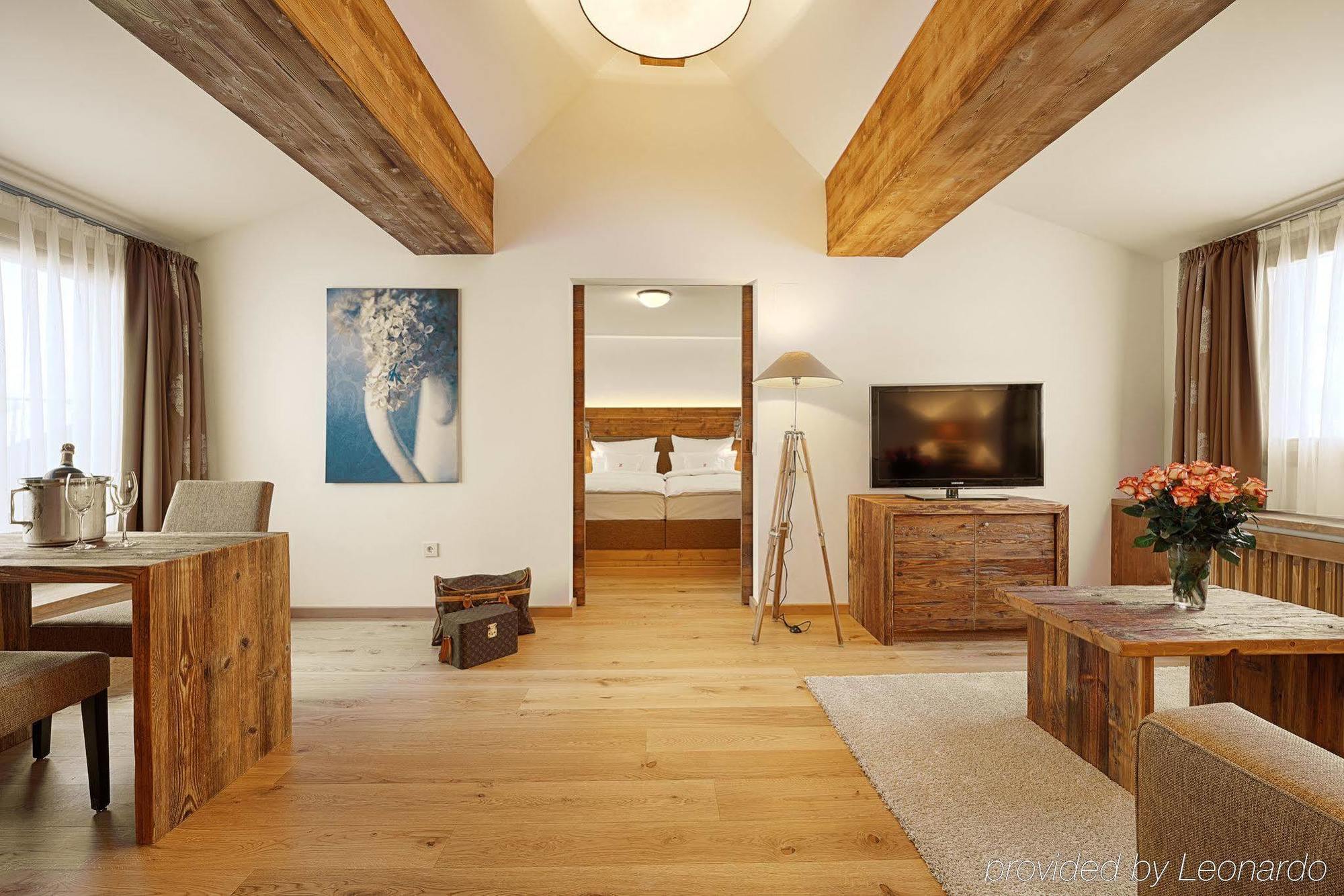 Adler Haeusern Gourmet & Spa Hotel Esterno foto